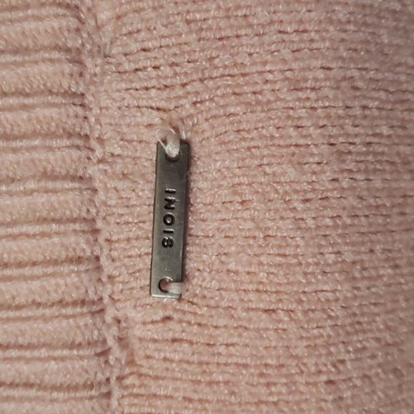 SIONI Sweater - Picture 7 of 10